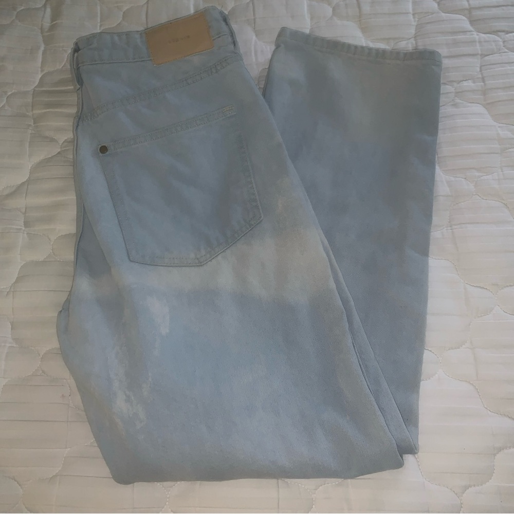 H&M Denim Jeans Women Size 12 Light Wash Bleach Distressed Water Saving